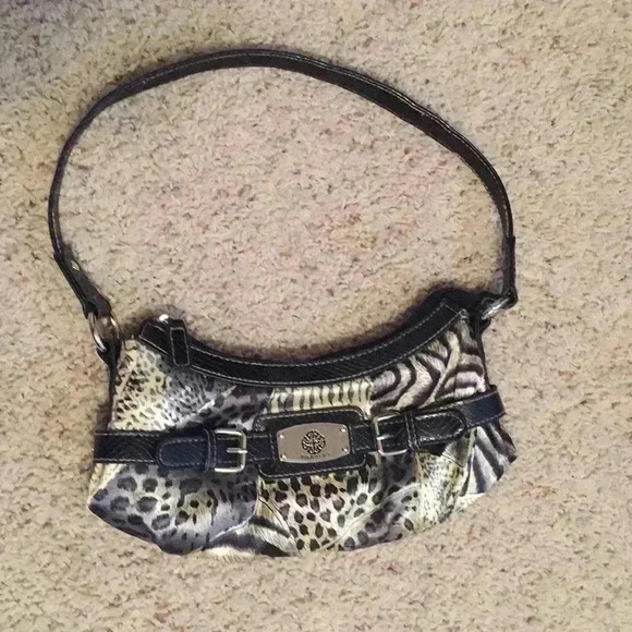 Treviso Purse with strap - Picture 1 of 8